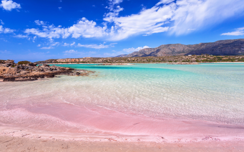 Plage rose d'Elafonissi, Crète, Grèce